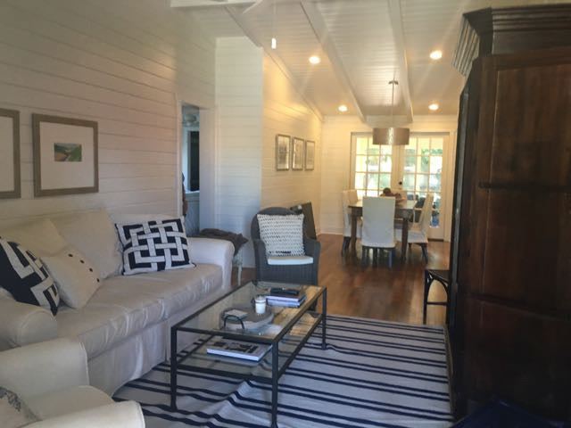 charming_cottage01.jpg
